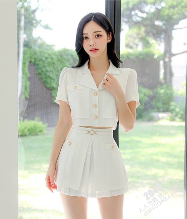 長腿姐姐 美麗夏裝