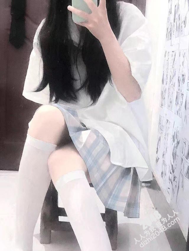 推特萝莉『小瑶宝宝』和男友啪啪私拍流出 后入娇喘刺激