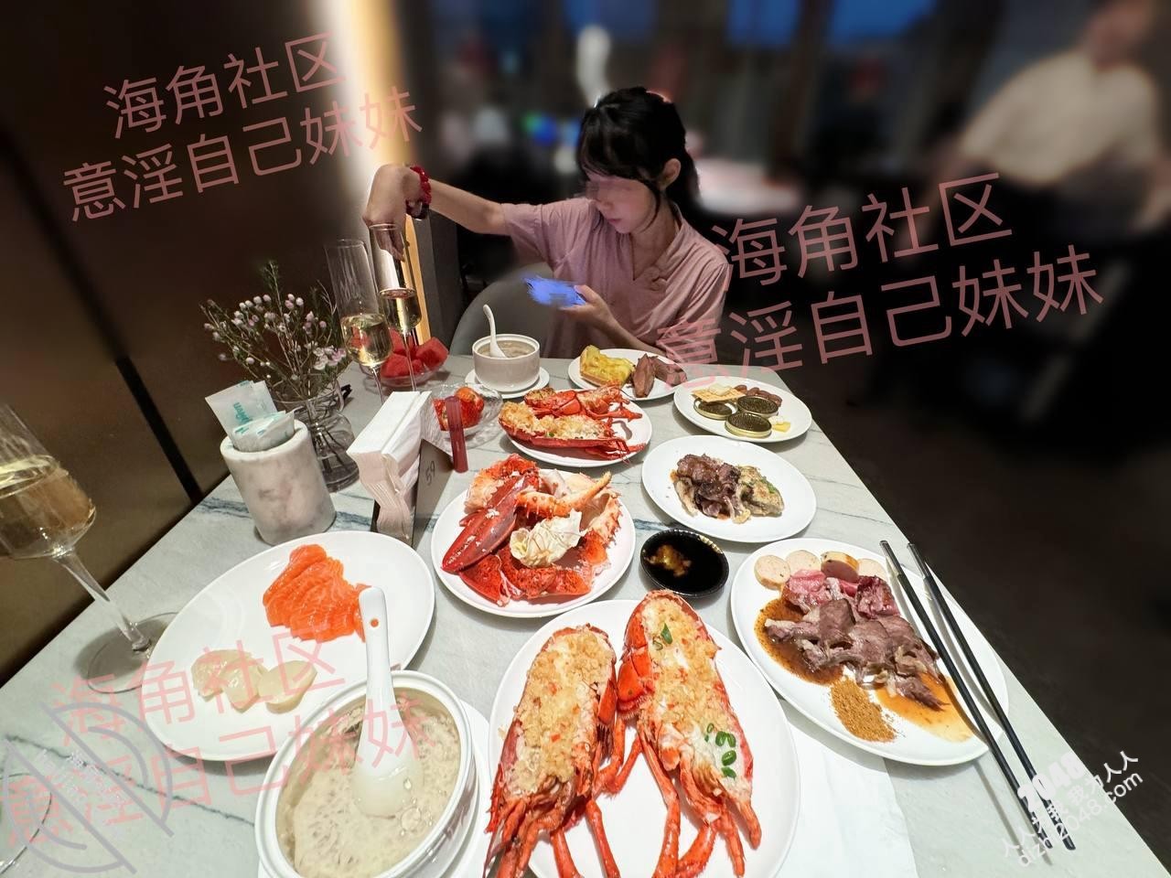 【04月09日新品】乱伦大神【意淫自己妹妹】钻石贴,洗浴中心跟妹妹偷情,心惊胆跳的,不过瘾还去天台找刺激