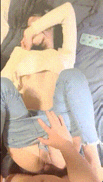 【優片】新来的美女主播，露脸激情大秀，脱衣艳舞诱惑狼友，揉奶抠逼