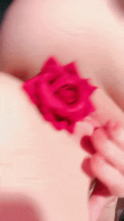 【優片】無敵粉穴網紅女神！白嫩美乳超柔軟！7小時自慰秀，揉搓粉嫩美穴
