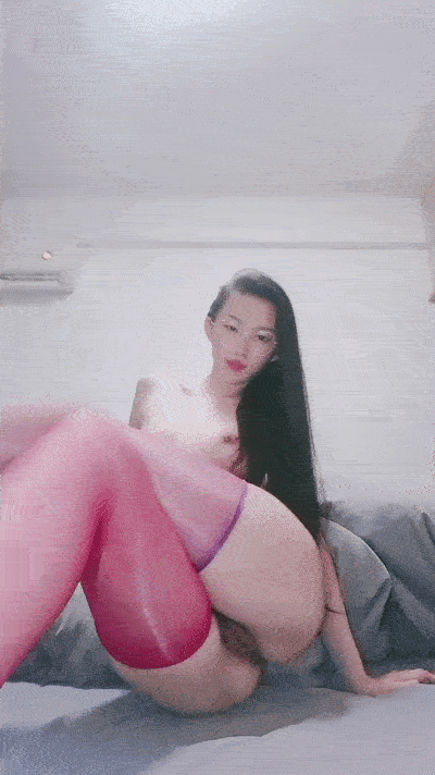 【優片】露露大人！長發性感眼鏡美女！絲襪美腿展示，多毛騷穴特寫