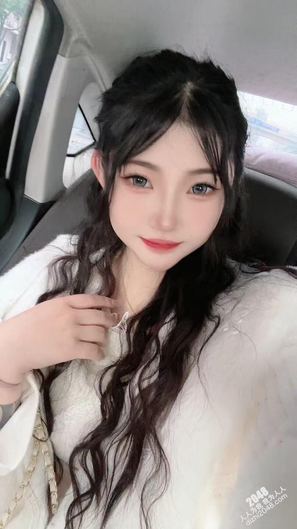 [原创]认识3-4年的嫩妹，现在已成人妻，之前回老家半年，现在回来了，赶紧约出来打一炮。爽歪歪[23P]