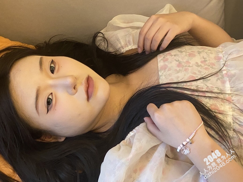 无水印原版首发 可爱嫩妹婉婉大尺度私拍套图+4K花絮 4V[465P/2.83G]