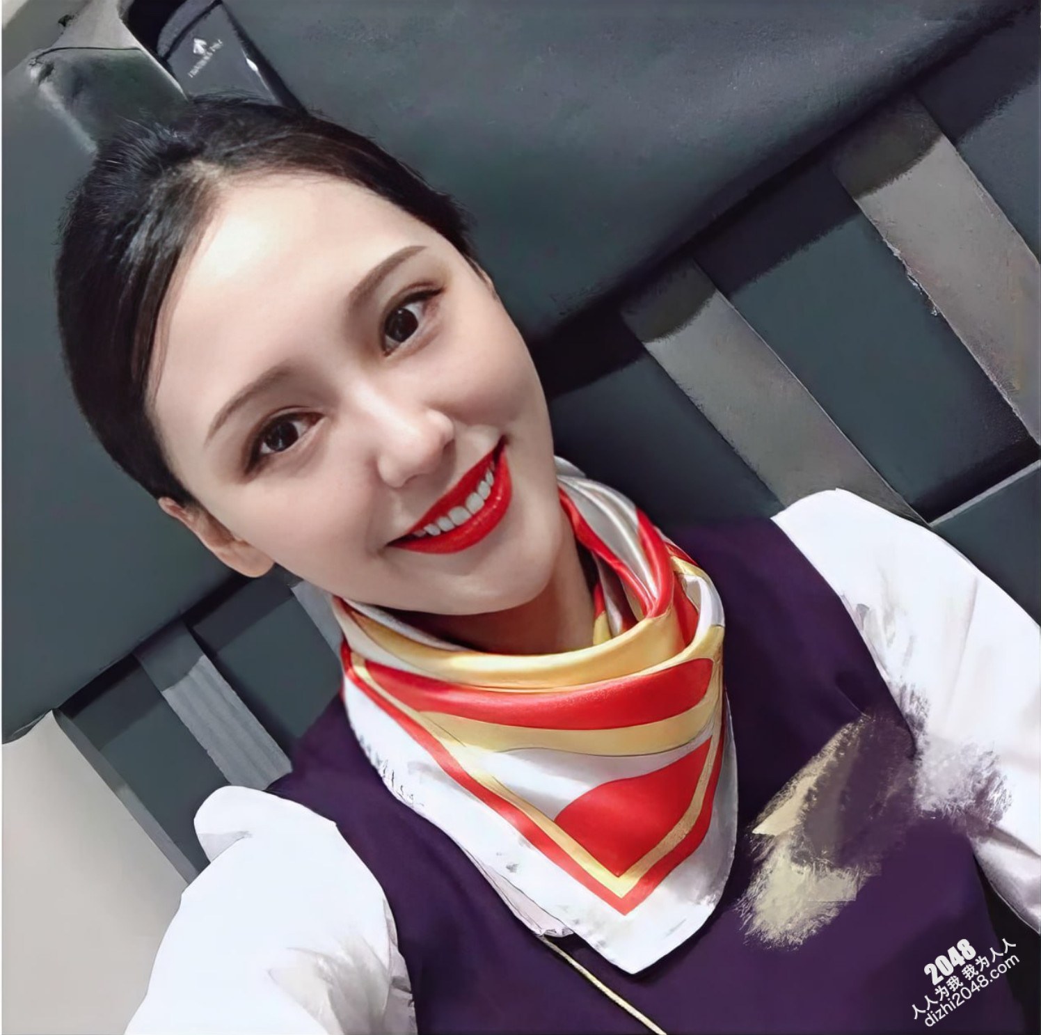 ⭐航司再曝瓜！春秋航空空姐「卿沐语」被金主包养视频流出!口爆深喉 无套内射，鸡巴抽脸，该玩的都给玩遍了