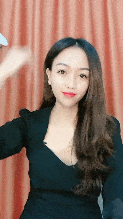 【優片】168cm性感美禦姐!換上白襯衣誘惑!美臀大長腿脫下内褲,肥唇騷穴掰開,從下往上視角