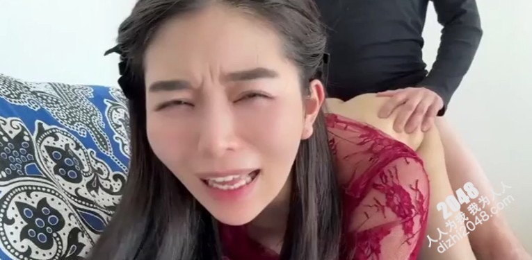 [MP4]“太大了！插到子宫了，你要干死我”