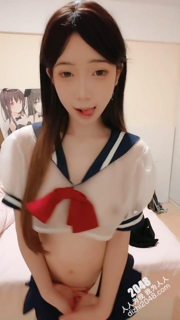 【優片】极品学姐下海赚学费，全程露脸制服情趣装诱惑狼友，无毛白虎逼性感漂亮