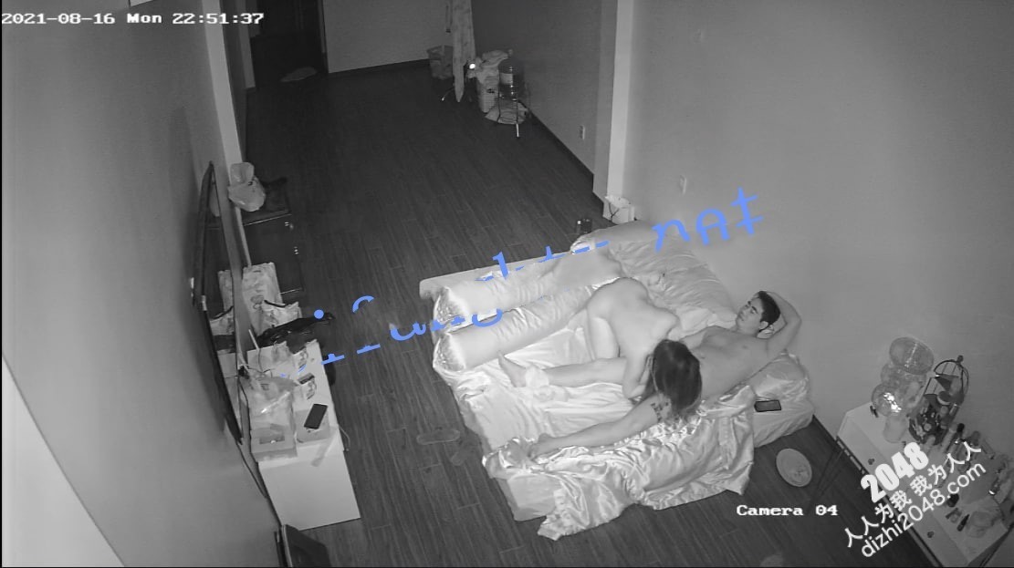 黑客破解⭐家庭网络摄像头 高颜值少妇被朋友认出曝光生活照 偷拍记录婚后幸福的性生活