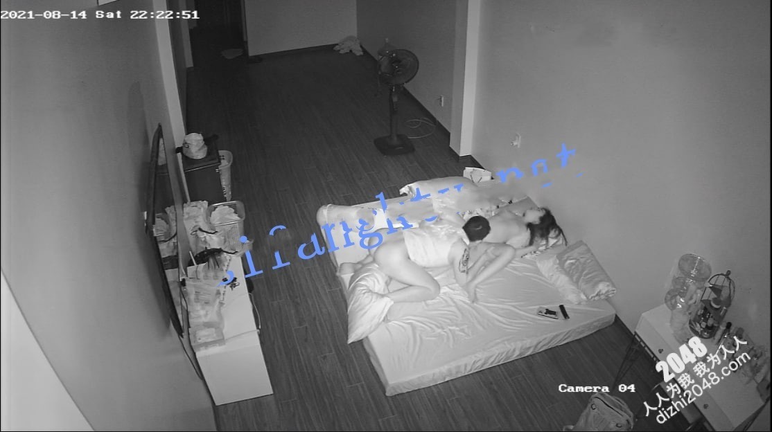 黑客破解⭐家庭网络摄像头 高颜值少妇被朋友认出曝光生活照 偷拍记录婚后幸福的性生活