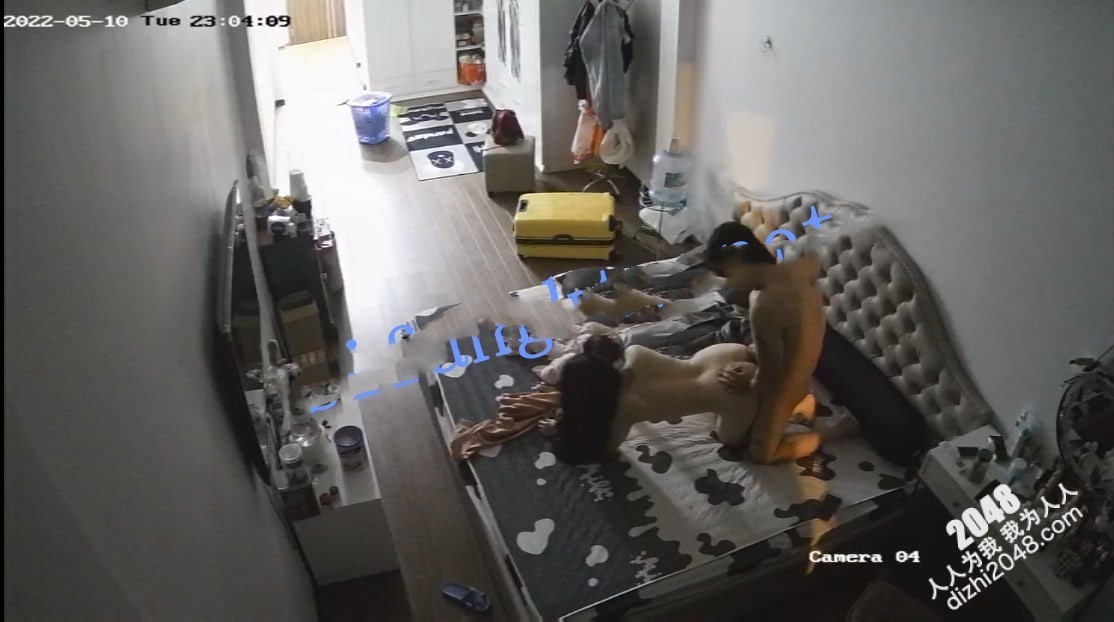 黑客破解⭐家庭网络摄像头 高颜值少妇被朋友认出曝光生活照 偷拍记录婚后幸福的性生活