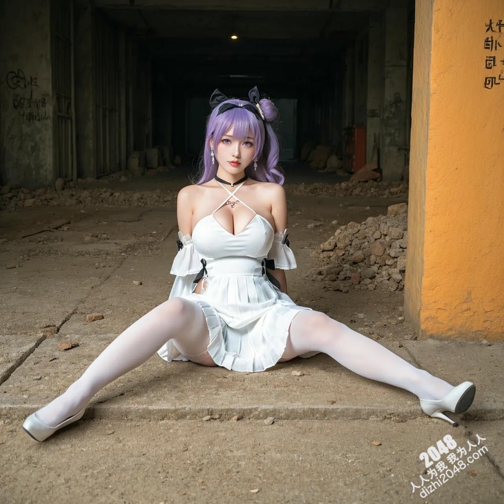 紫发萝莉废墟写真：纯白诱惑，极致魅惑