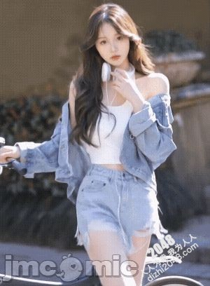 魅魔少女的诱惑：黑暗系写真集，展现极致性感与神秘魅力(31)