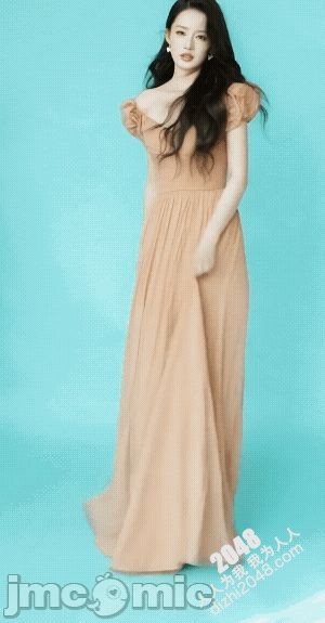 魅魔少女的诱惑：黑暗系写真集，展现极致性感与神秘魅力(35)