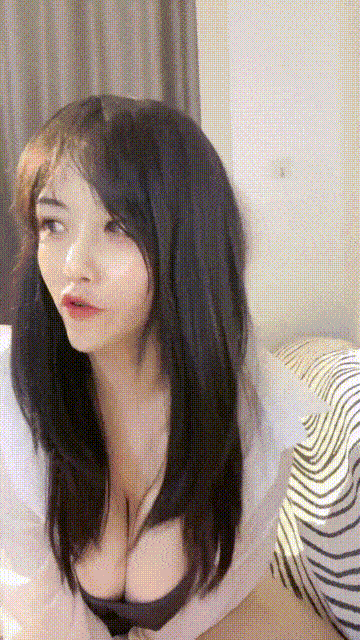 【優片】最新流出1，顶级健身网红，高颜白富美【tinaislove】下海沦为财阀母狗，各种调教3P，完全露脸