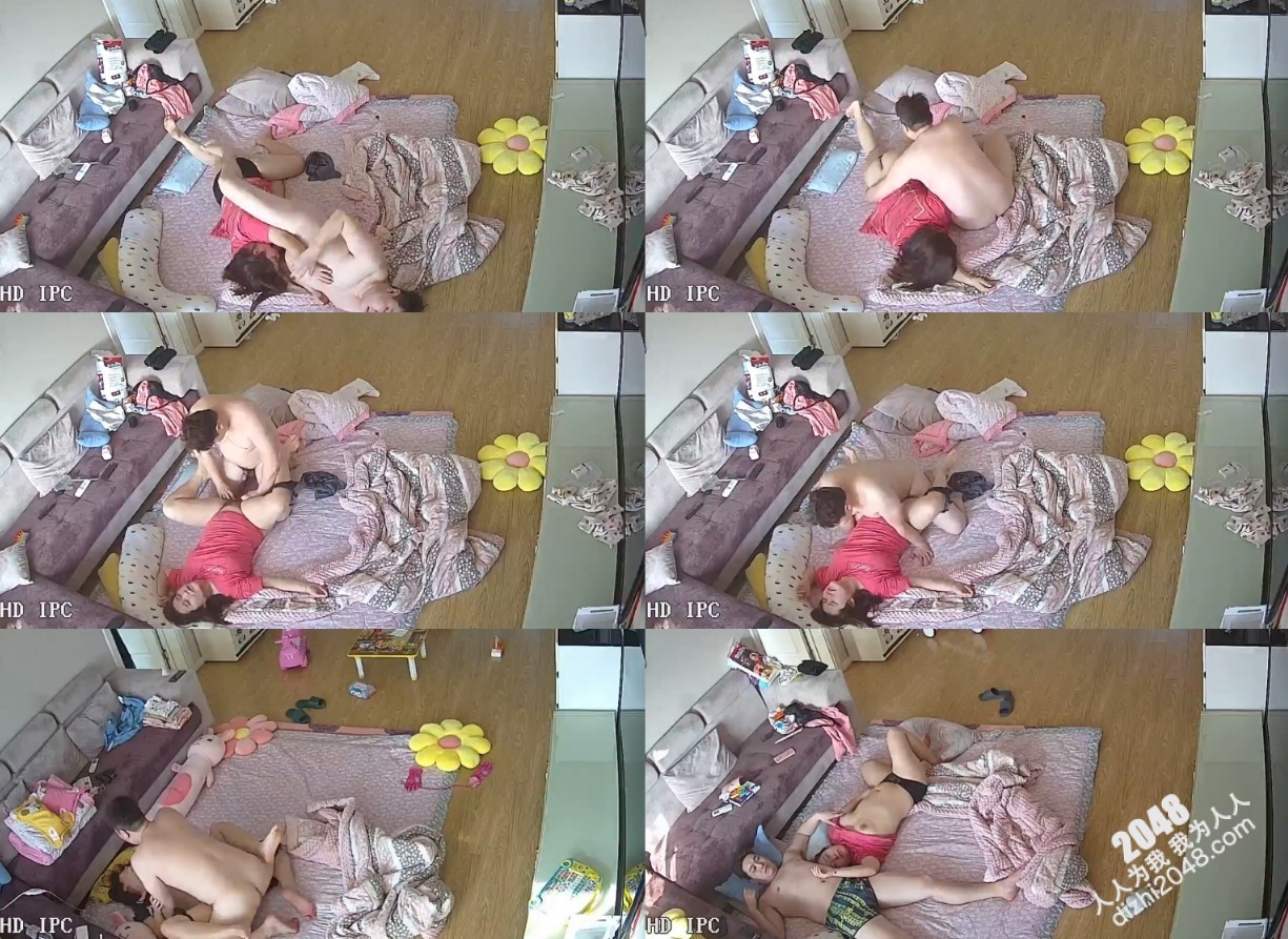家庭摄像头破解真实偸拍⭐丰满眼镜骚妻宝妈堪比会所技师给老公服侍的明明白白还给毒龙⭐得此女性福一生