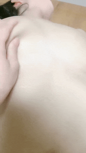 【優片】推荐！新人学生被干了~【包子妹妹】好白~好嫩~我好喜欢~~
