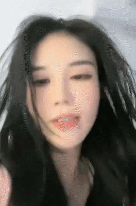 【優片】爆乳风骚小妹露脸诱惑狼友精彩大秀直播，揉奶玩逼看特写，跳蛋摩擦阴蒂道具抽插，呻吟可射精彩不要错过刺激2