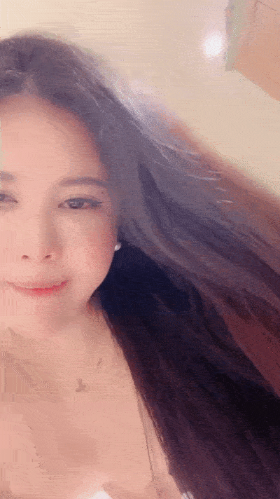 极品绿播女神下海~【娜美】，天然美乳~特写掰穴~挑逗诱惑，迷人的小洞洞张开了~
