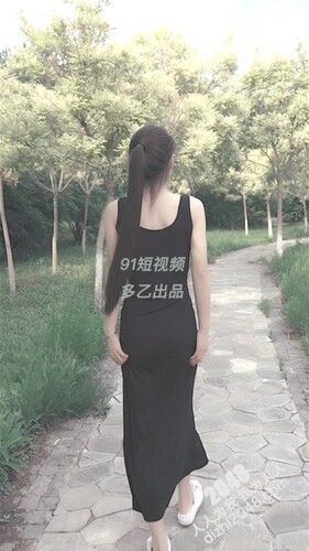 [MP4/1.4G]網爆民航學院崔潔與金主露臉口交前舔後肏誘惑呻吟／小母狗紅絲情趣舔足騎乘粗屌站立猛肏口爆等 720p