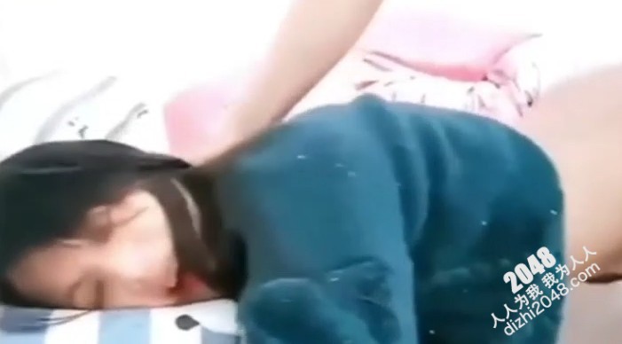 [MP4]小区邻居内射少妇竟然一点都不怕的 后入性感大屁股