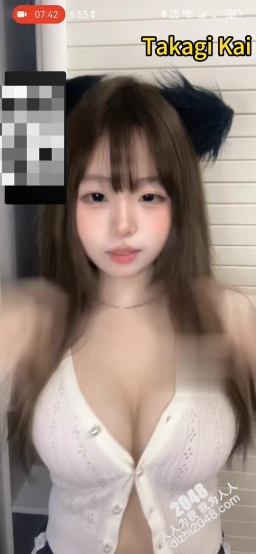 巨乳蘿莉1V1視頻裸聊，情趣表演到位