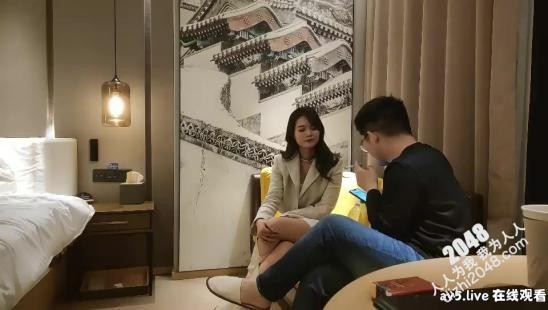 [探花偷拍]ONE-0027 高素质西装妹 喜欢慢慢玩穿着内衣口交 掰穴舔逼毛毛浓密 抬起双腿大力抽插猛操