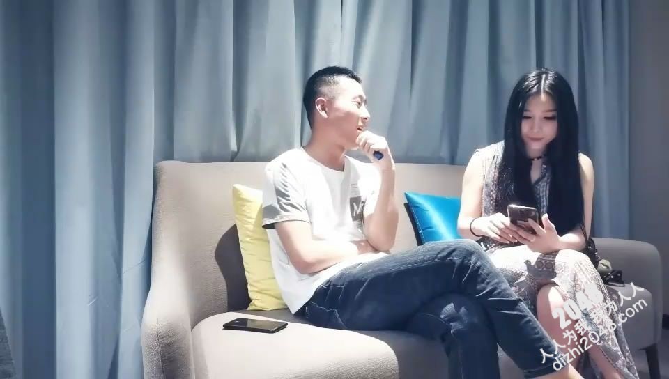 [探花偷拍]ONE-0056 刚新婚没多久就出来兼职援交的美少妇,说：在家闲着没事出来做,逼也爽了,钱也赚了