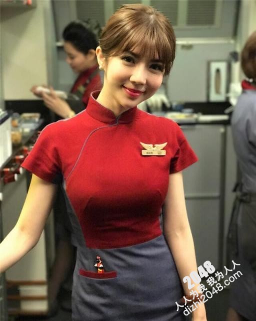 已婚美女空姐和知名摄影师之间的色影被曝光