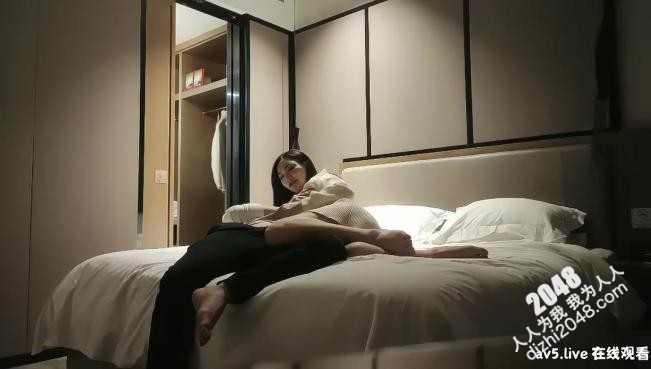 [探花偷拍]ONE-0063 性感长裙妹子啪啪，口交舔弄摸逼上位骑坐自己动抽插猛操