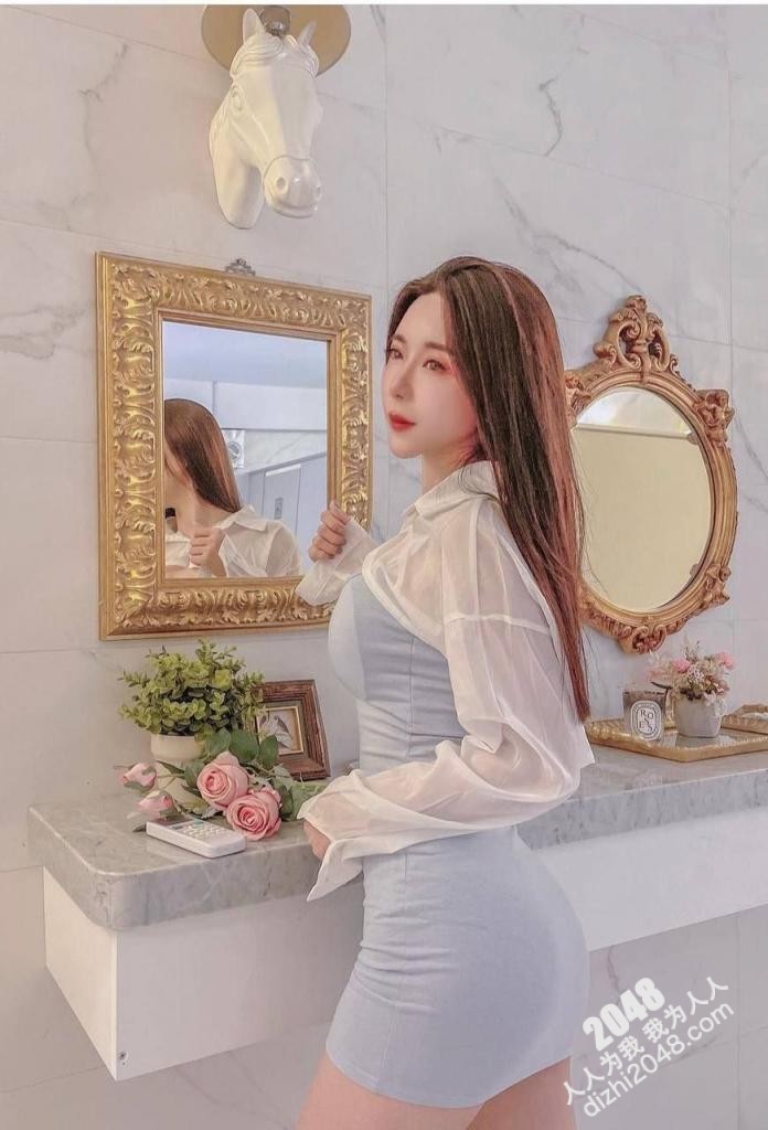 抖音主播 蜜桃柠檬茶 骚毛大尺露b瑜伽私拍自摸诱惑
