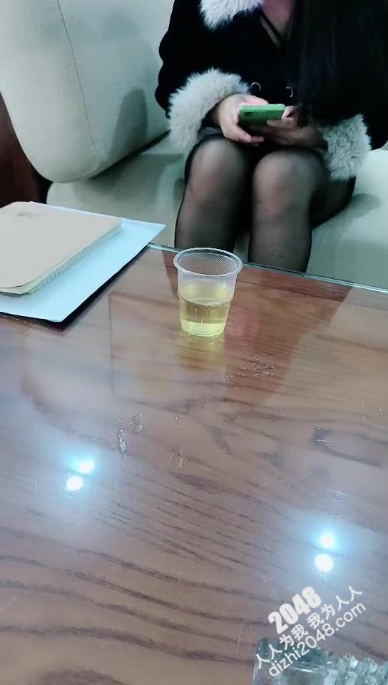 [MP4/ 555M]&nbsp; 剧情演绎：对小嫂子下药，趁其欲火焚身之际，果断 掏出大鸡巴插入 她的小穴