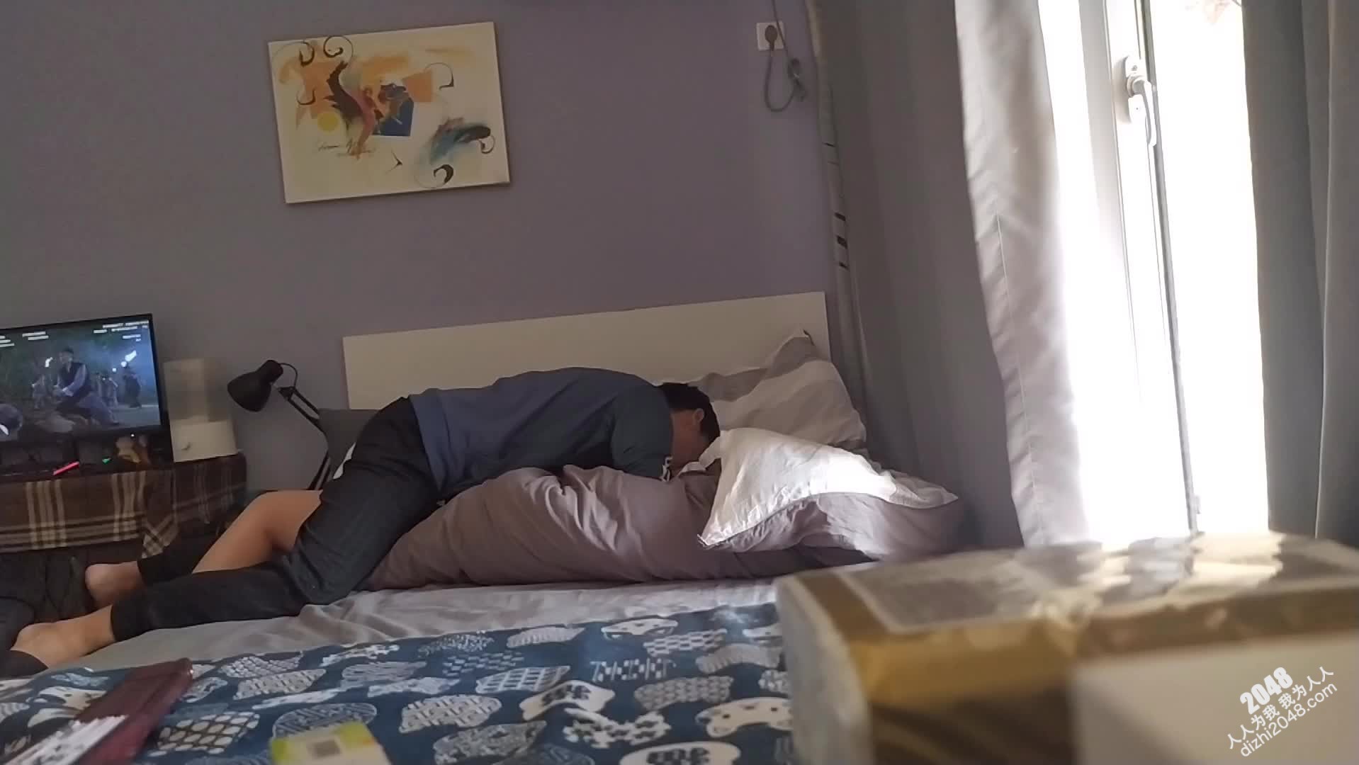 [MP4/ 236M] “不行 别这样 不戴套会怀孕的”对白刺激~强行推倒大二清纯学生妹进入疯狂输出无套
