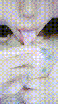 【優片】【你老婆没我骚】第五弹，不骚v你50，当代狐狸精，大眼甜妹骚气裸舞，颜值顶，模特身材，八字奶