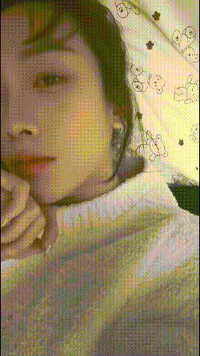 娇妻跪下去就立马变成臣服于主人的骚贱小母狗,最大限度的撅着屁股被后入✅NRT绿帽大神带单男淫妻
