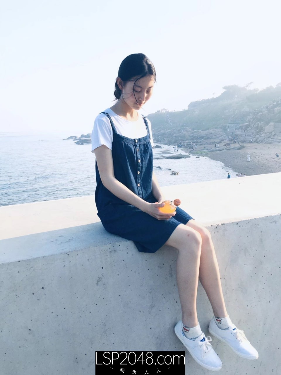 【優片】百度云泄密公司领导酒店潜规则新来的美女同事遭曝光