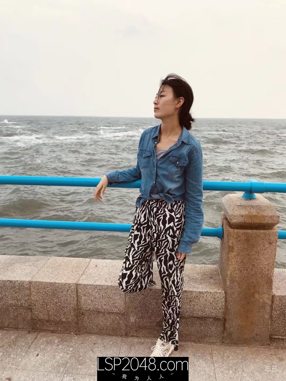 【優片】百度云泄密公司领导酒店潜规则新来的美女同事遭曝光