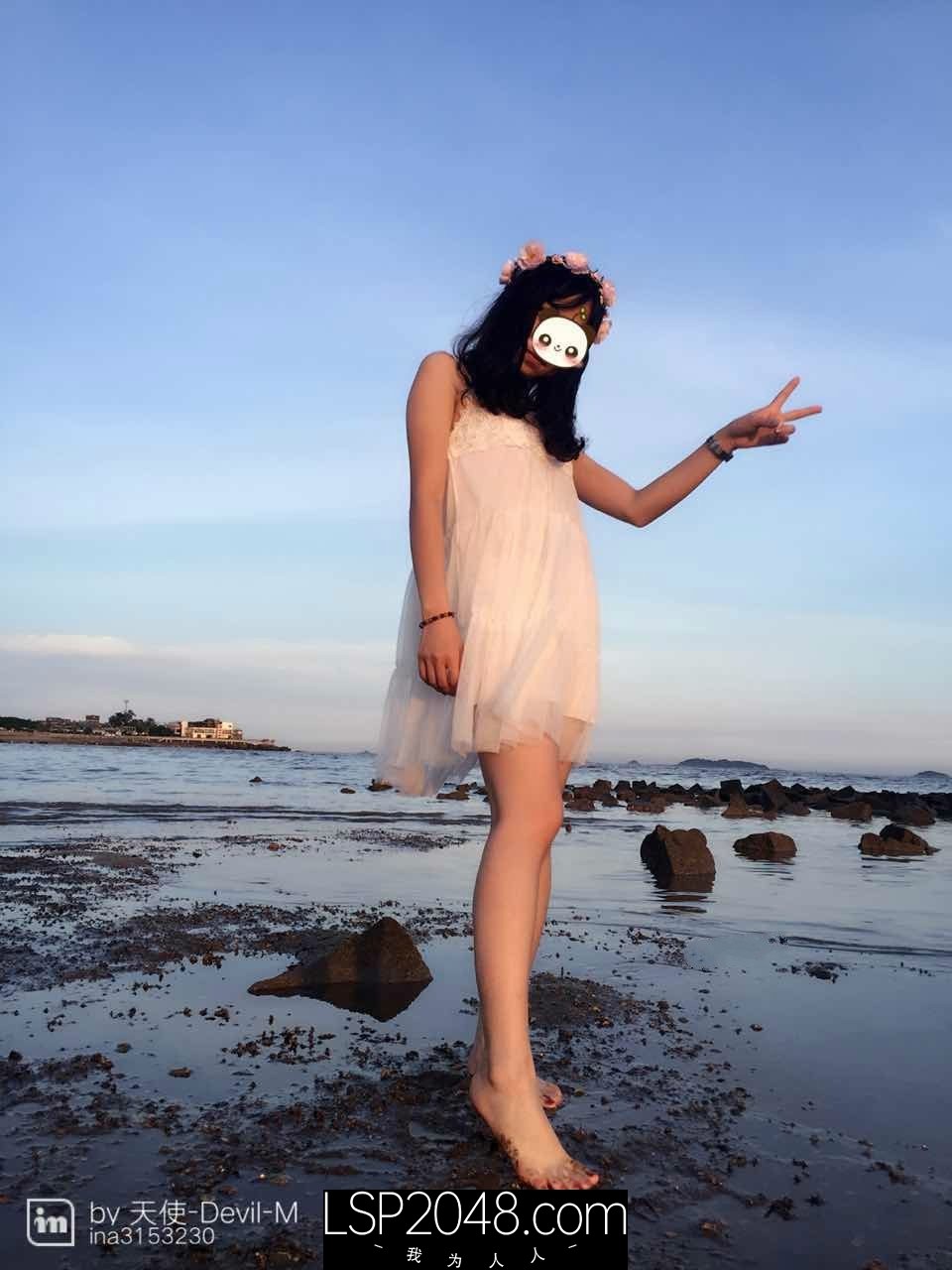 【優片】臥龍曉城,超粉嫩 00 后小美女很敏感，一模就出水了 1v+98p