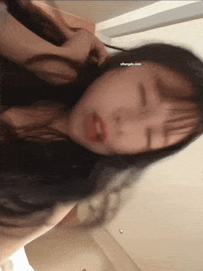 超淫荡夫妻，【南瓜糯米饭】多p 调教 极品骚期 多女“她老公我把套摘了操你老婆了哦”眼镜少妇