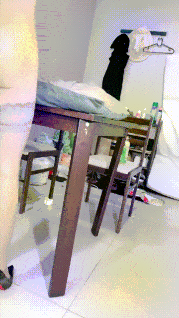 极品反差婊【兄弟们先操】付费福利，白嫩杨柳细腰，一线天馒头逼粉嫩嫩，无套内射超爽露脸性爱