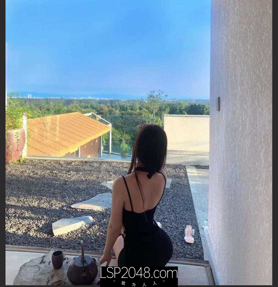 ✅川航极品空姐周娅菲 刚下飞机就迫不及待的想挨屌 酒店开好房被金主后入爆操 淫水止不住的往外喷!✅