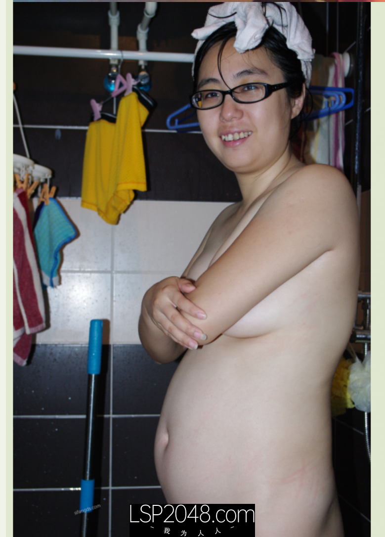 √ 眼镜少妇怀孕 男人日常拍摄记录生活感十足 妻子各种居家私生活（裸睡换衣服丝袜等）