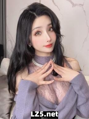 終極宅男女神rioko涼涼子頂級精緻美豔妝容豐盈突翹雪臀迷人修長勾人的玉腿黑絲襪誘惑十足