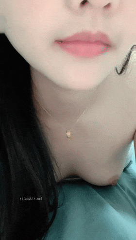 推荐oni熊又一个大美女越看越养眼羞涩的露奶露逼专属男友的少女胴体一饱眼福真美