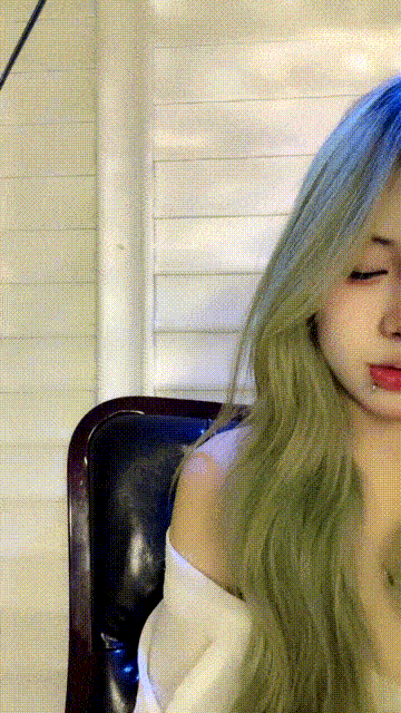 椰椰呐舞蹈校花圆乳小蛮腰翘臀身材完美互动撩骚裸聊扒穴跳蛋磨蹭嫩穴自慰