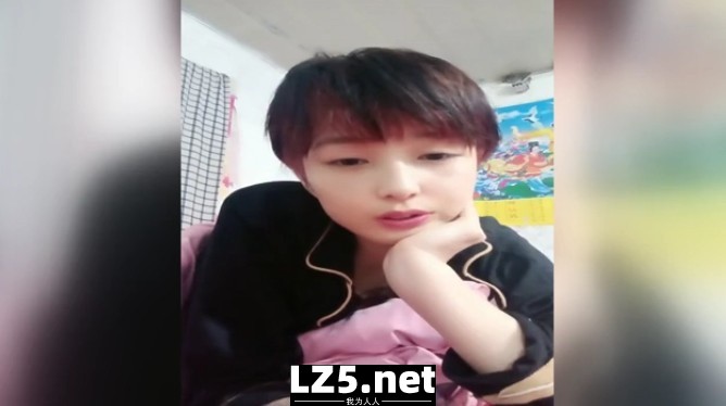 【MP4】[国产自拍]AAP-6011 短髮露臉氣質小少婦性感火辣的紋身跟小哥激情啪啪口交大雞巴讓小哥舔逼玩的好嗨多體位爆草抽插表情騷