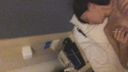 中年大叔单身宿舍露脸约炮性欲旺盛的美女同事跳蛋喝鸡巴一起上才能得到满足