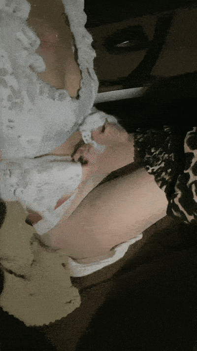 极品尤物模特女神夜晚驾车路边车震掏出炮友屌吸吮肥穴美穴跳蛋自慰骑上来深插爆操