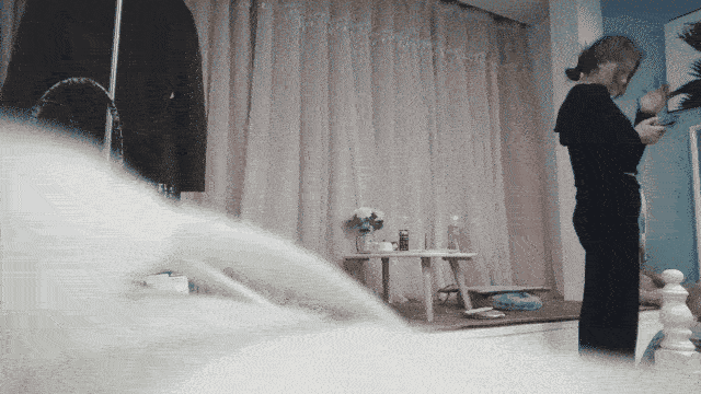 【春娇救志明探花】，新晋探花劲爆首场，170cm长腿御姐，连换两套情趣内衣，肤白貌美，翘乳圆臀，女上位口交尽情玩